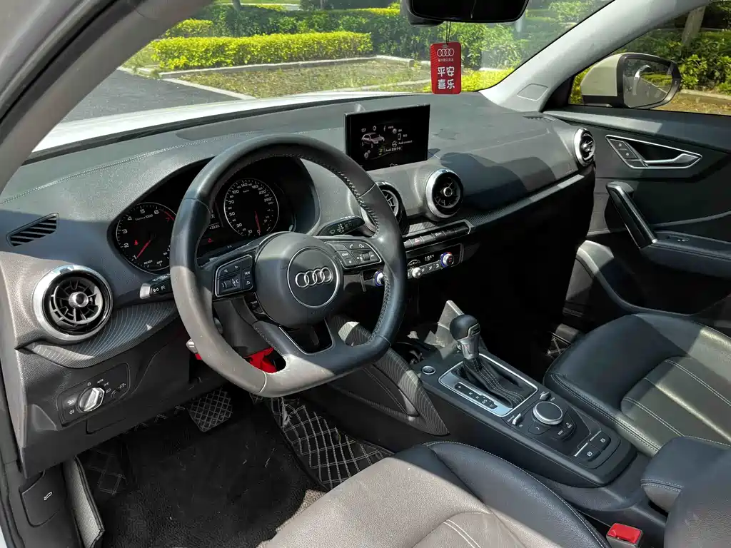 Audi Q2L — миниатюра 10