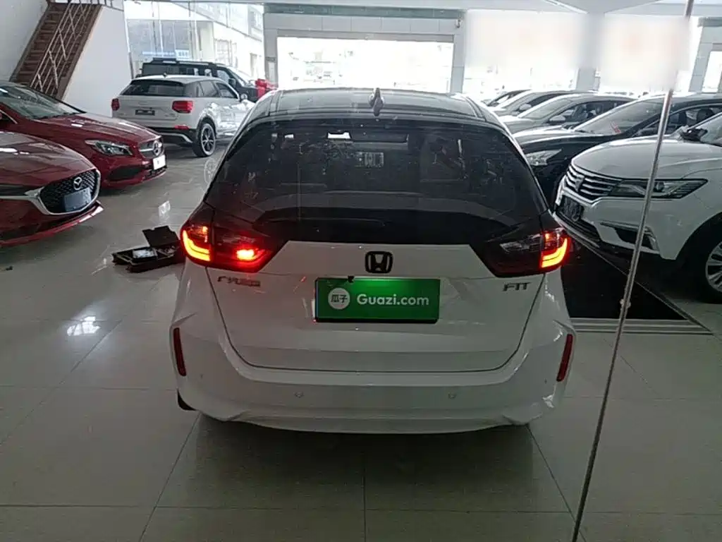 Honda Fit — миниатюра 6