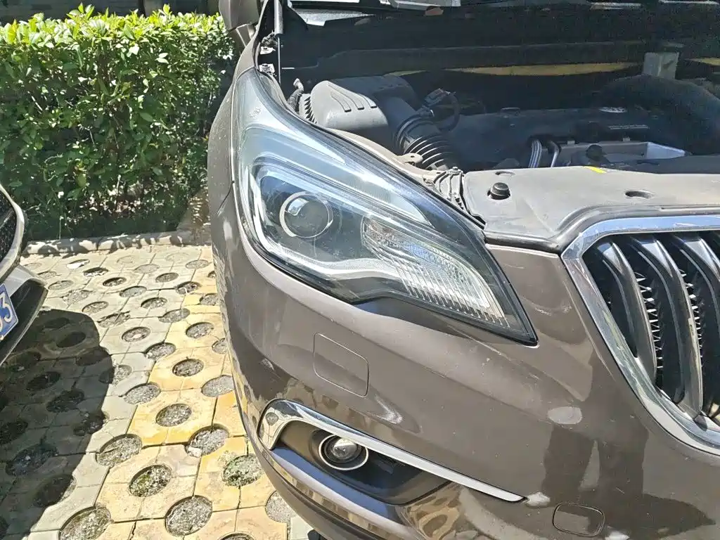 Buick Envision Plus — миниатюра 7
