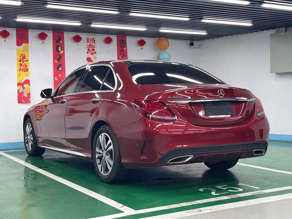 Mercedes-Benz C-Class — миниатюра 7