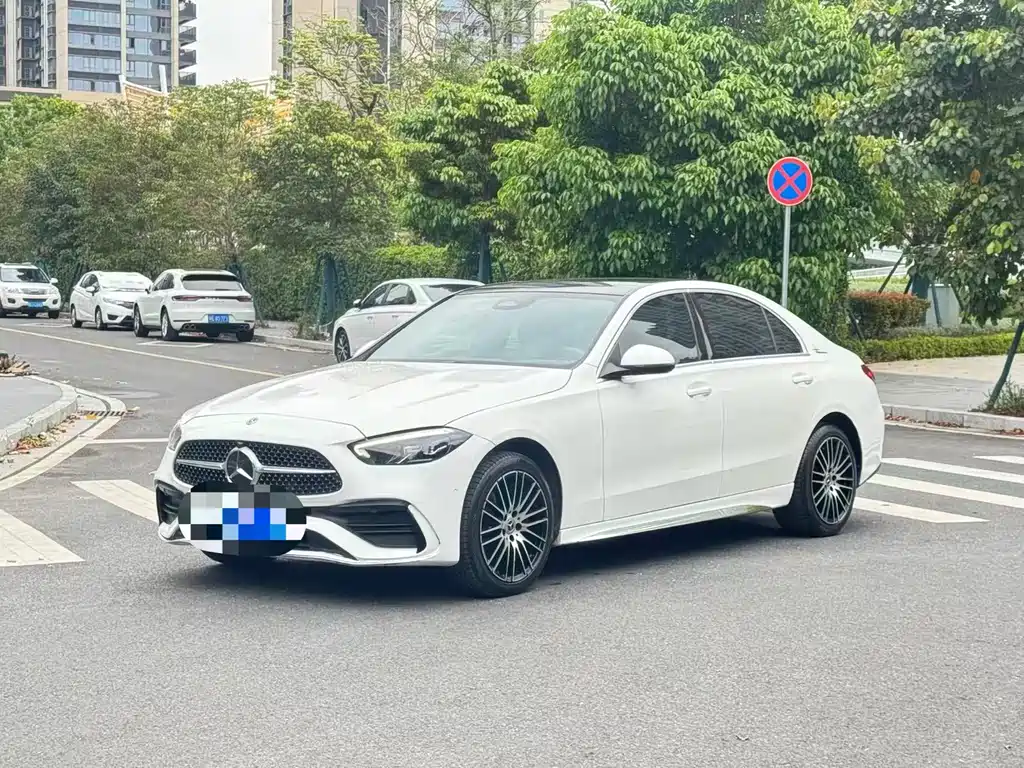Mercedes-Benz C-Class 2022