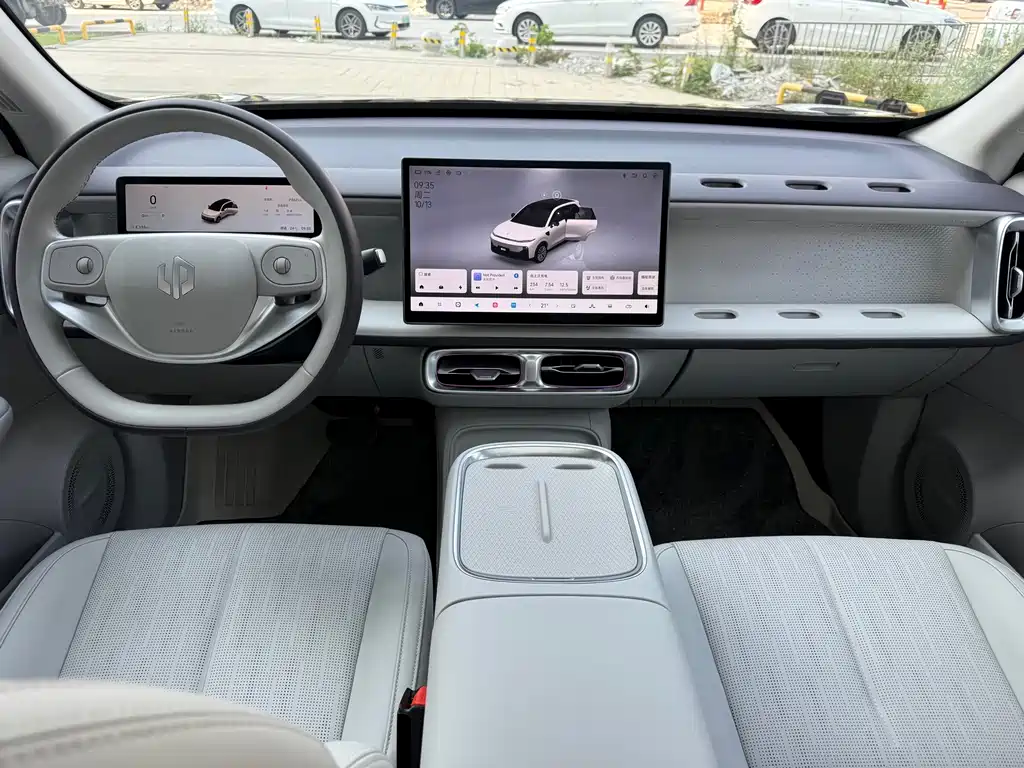 Leapmotor Leapmotor B10 — миниатюра 6