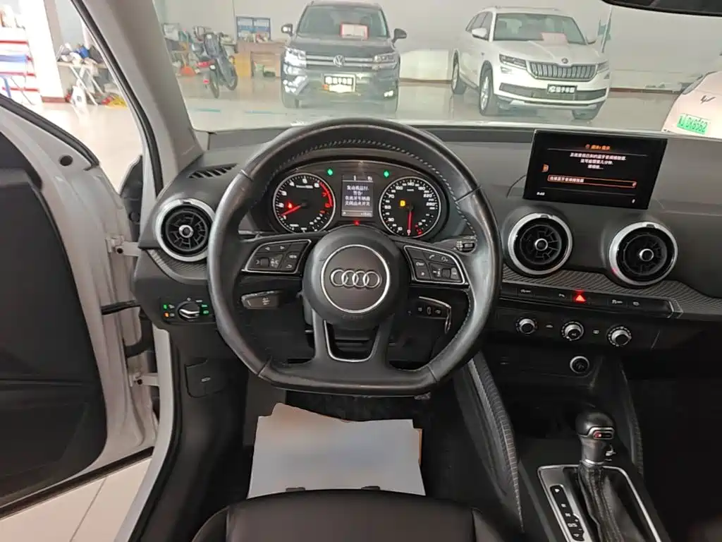 Audi Q2L — миниатюра 11