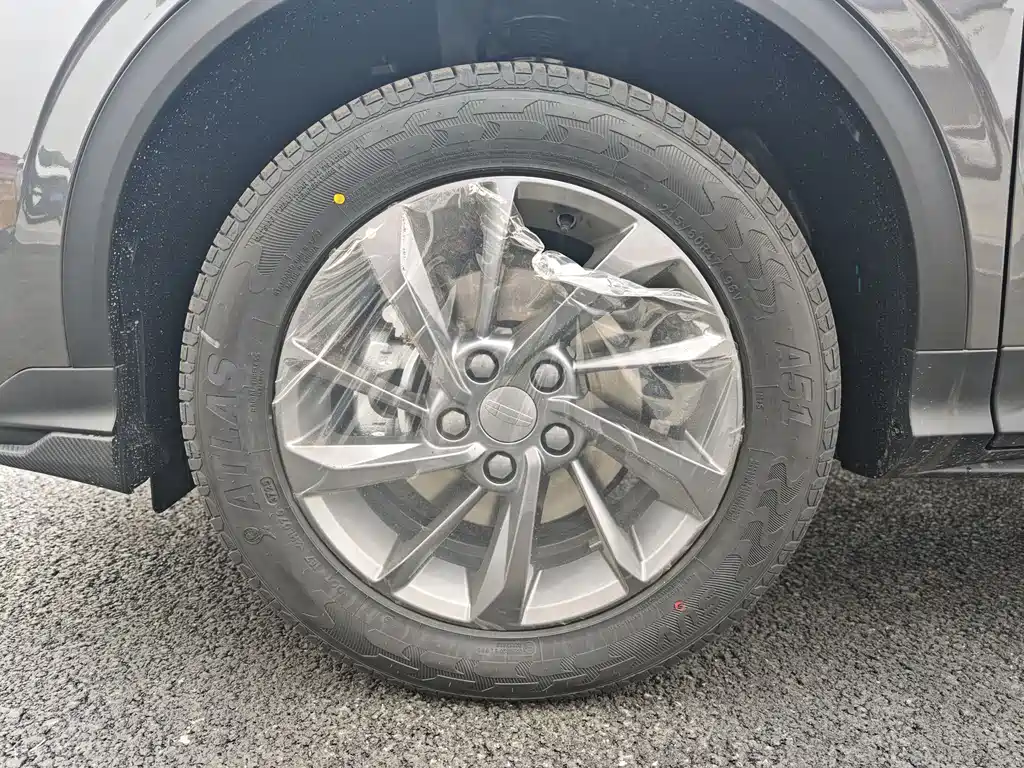 GEELY AUTOMOBILE BINYUE