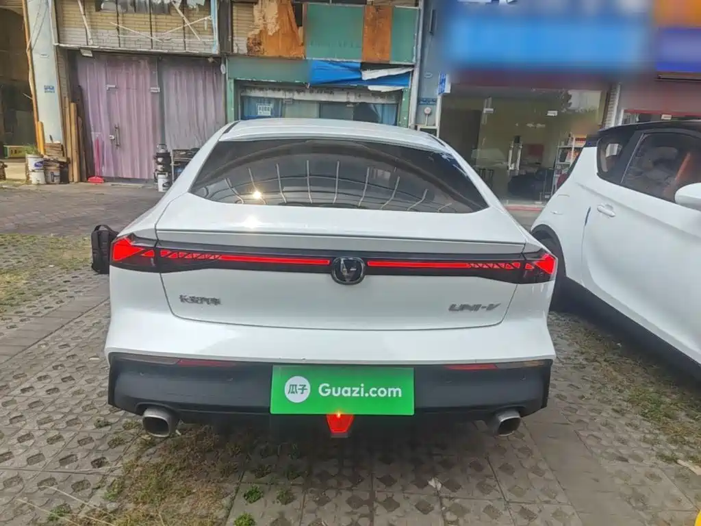 Changan UNI-V — миниатюра 6