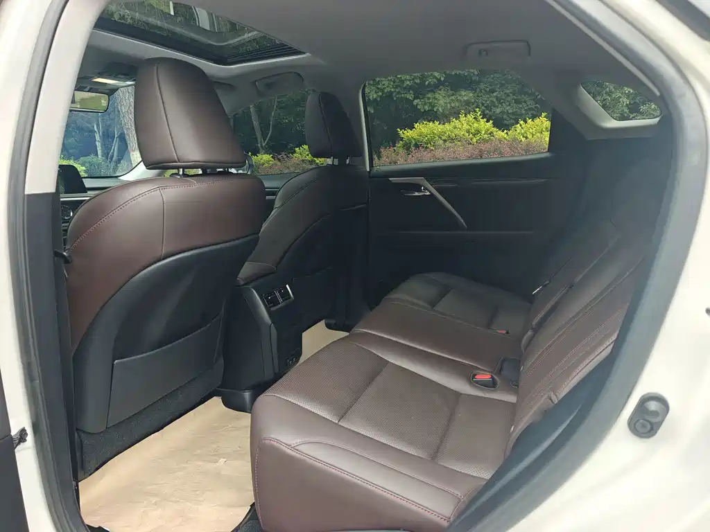 Lexus RX — миниатюра 9