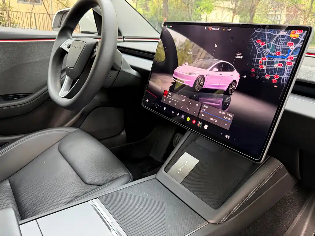 Tesla Model 3 — миниатюра 15