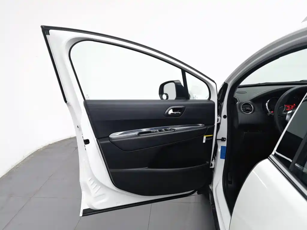 Peugeot 3008 — миниатюра 8
