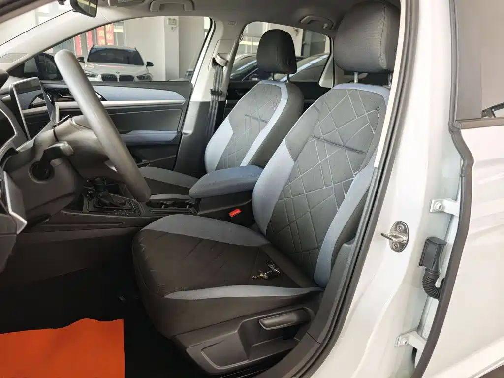 Volkswagen Lavida — миниатюра 15