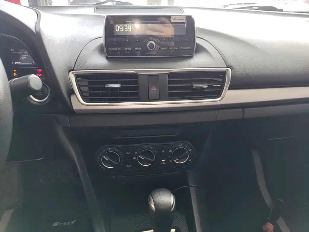 Mazda 3 Axela — миниатюра 13