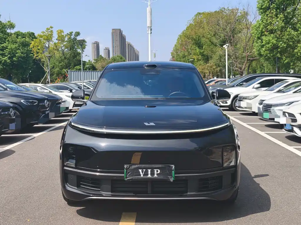 Li Auto Li L8 — миниатюра 2