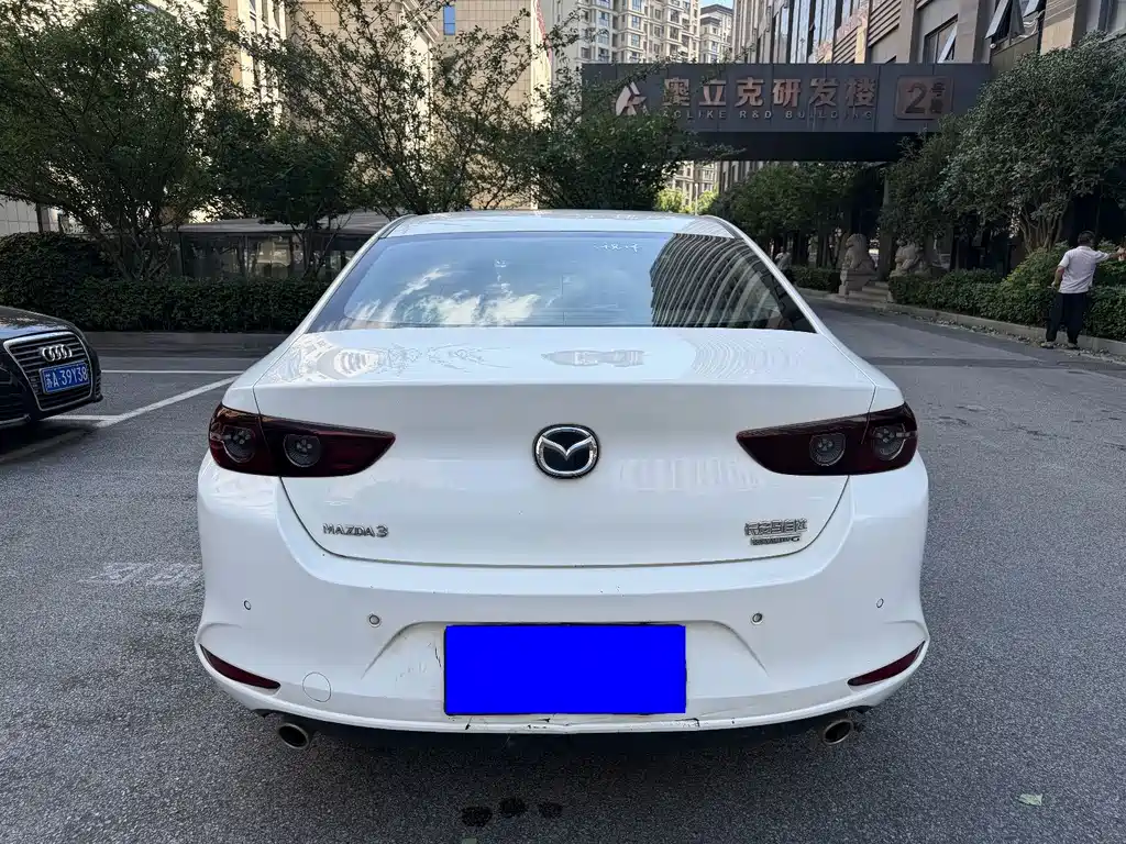 Mazda 3 Axela — миниатюра 5