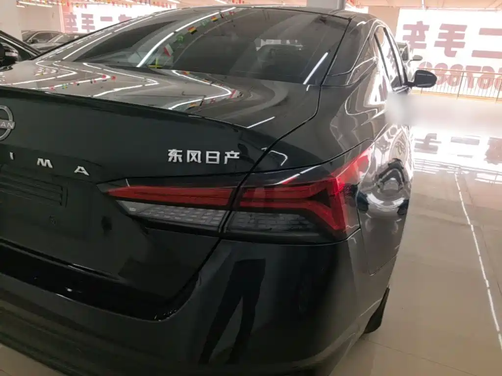 Nissan Teana — миниатюра 8