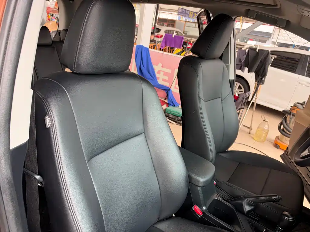 Toyota RAV4 — миниатюра 20
