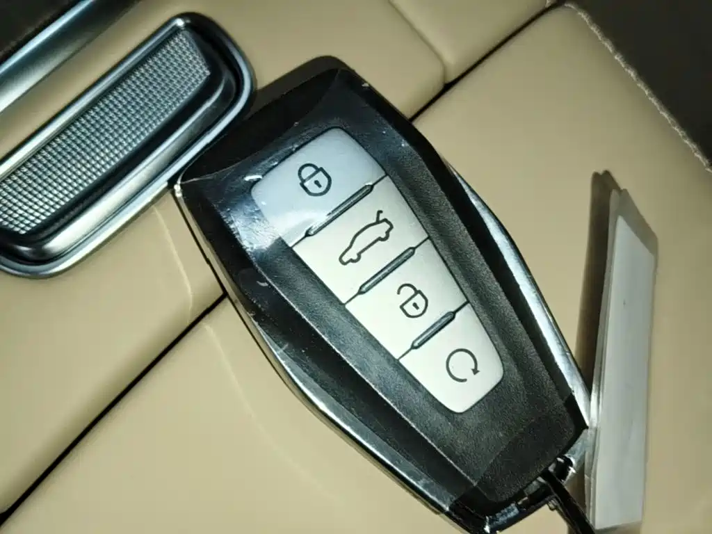 Geely Xingyue L — миниатюра 9
