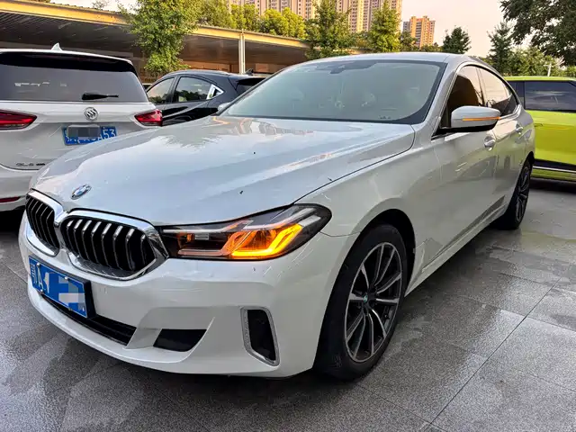 BMW 6-Series — фото 1