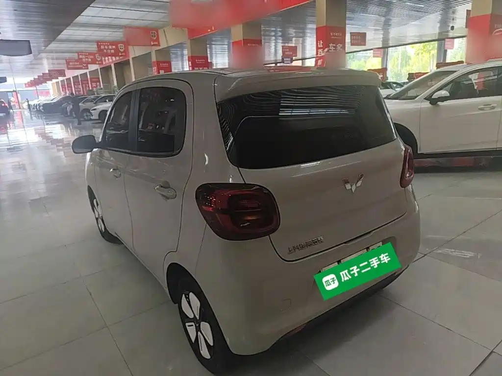 Wuling MINIEV — миниатюра 5