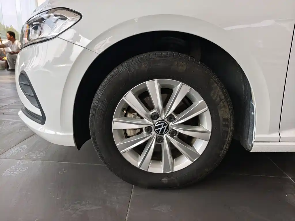 Volkswagen Lavida — миниатюра 23