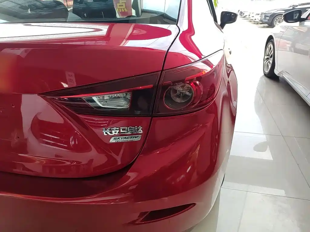 Mazda 3 Axela — миниатюра 8