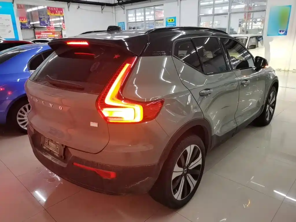 Volvo XC40 NEV — миниатюра 7