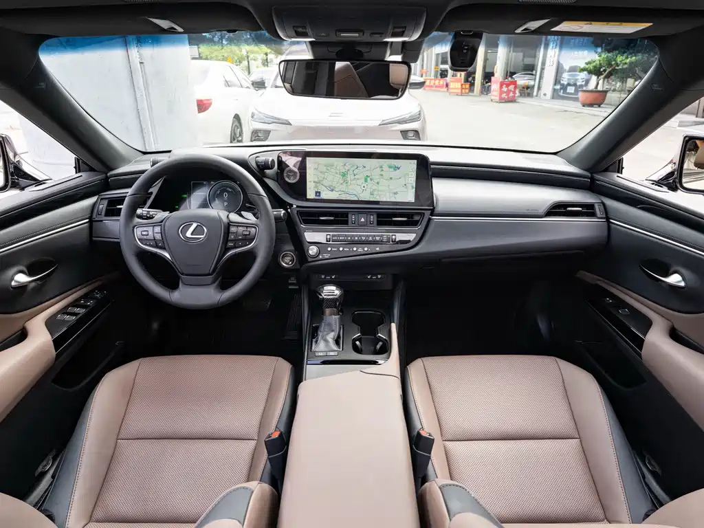 Lexus ES — миниатюра 15