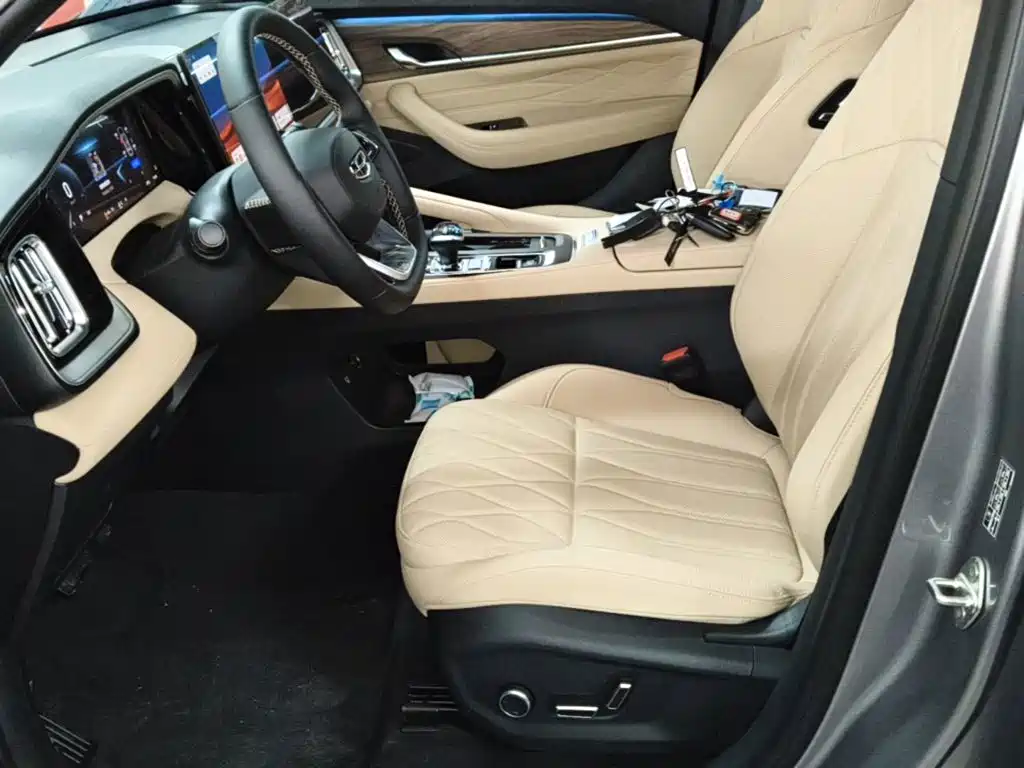 Geely Xingyue L — миниатюра 15