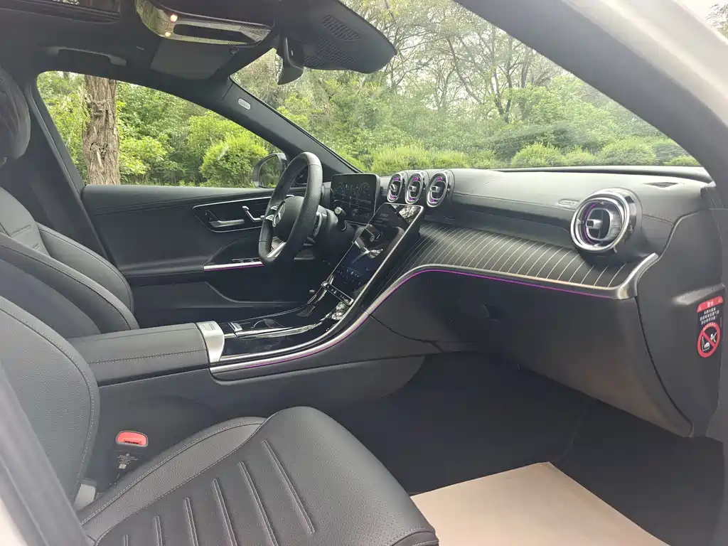 Mercedes-Benz C-Class — миниатюра 19
