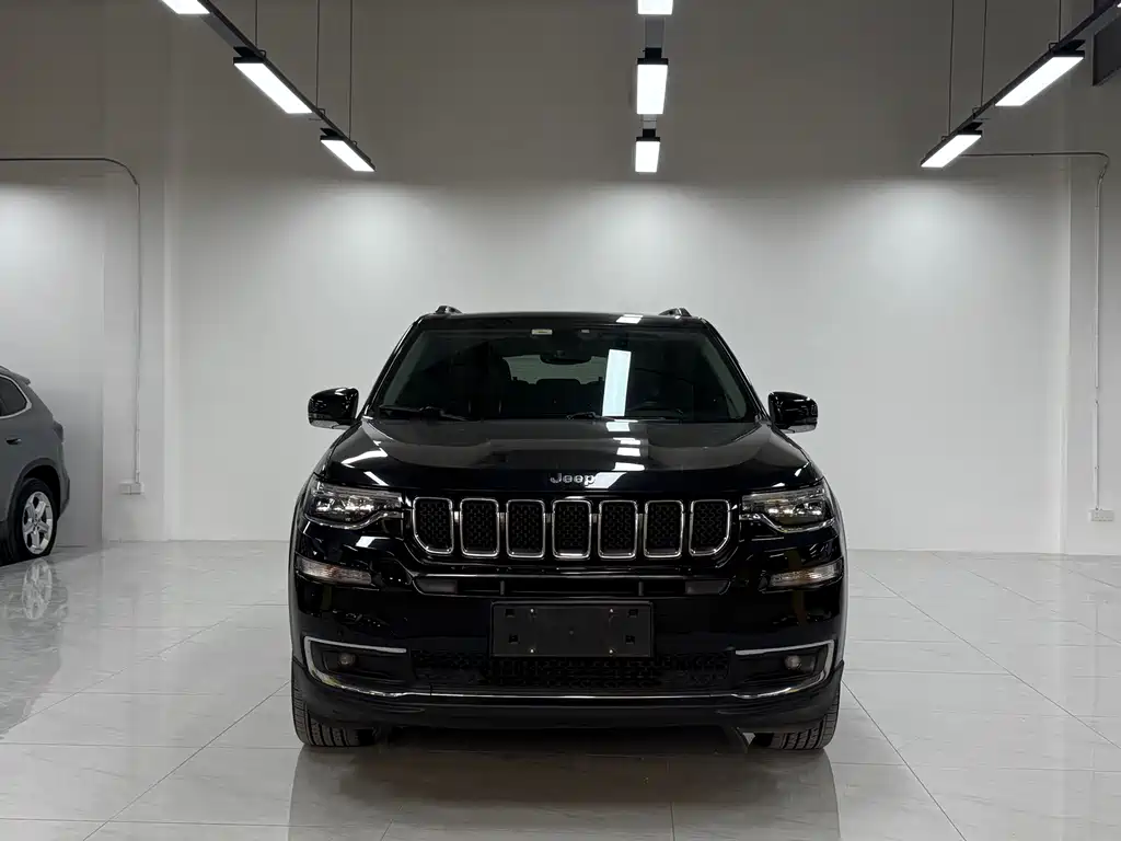 Jeep Grand Commander — миниатюра 2
