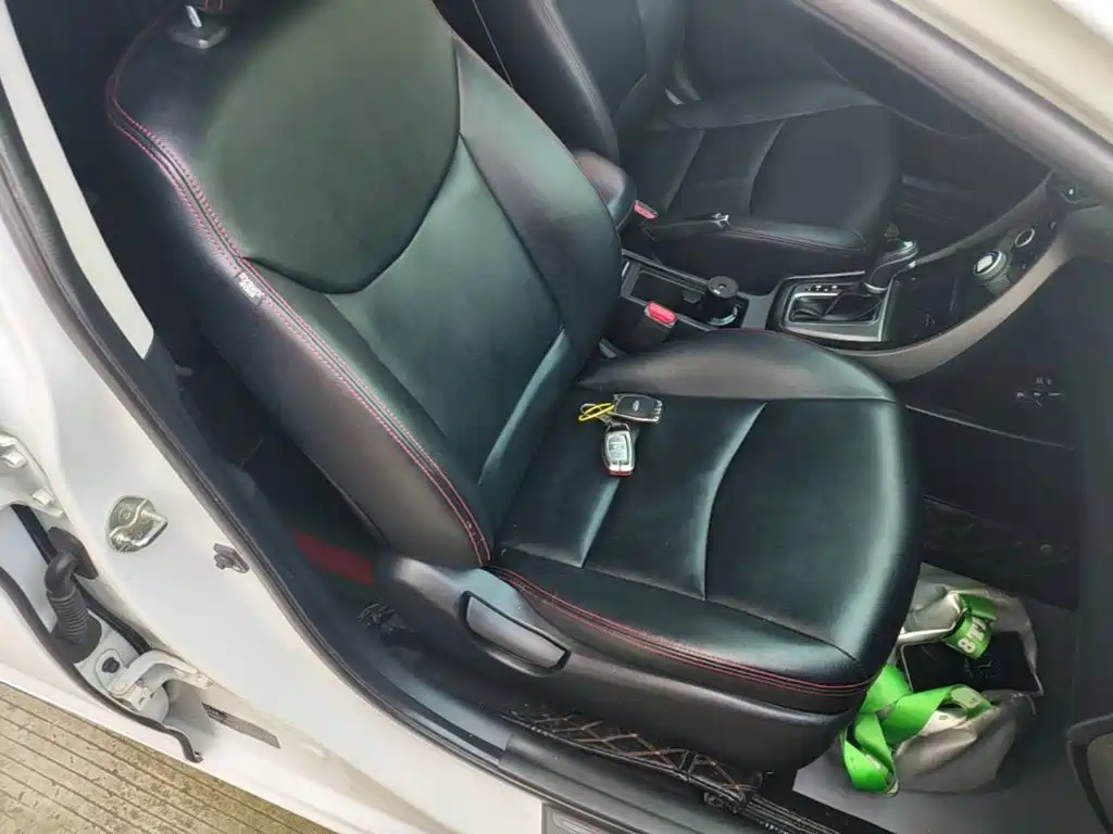 Hyundai Elantra Langdong — миниатюра 25