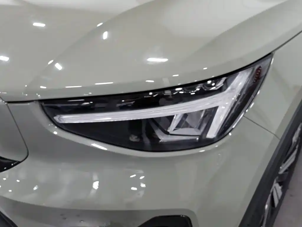 Volvo C40 — миниатюра 7