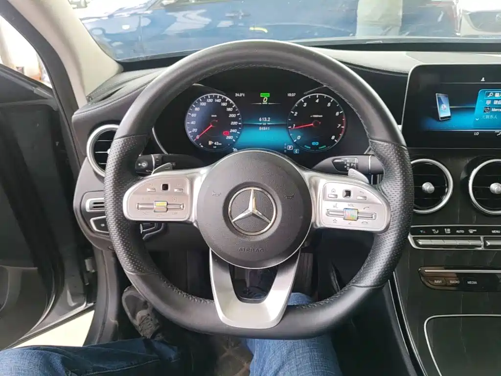 Mercedes-Benz C-Class — миниатюра 11