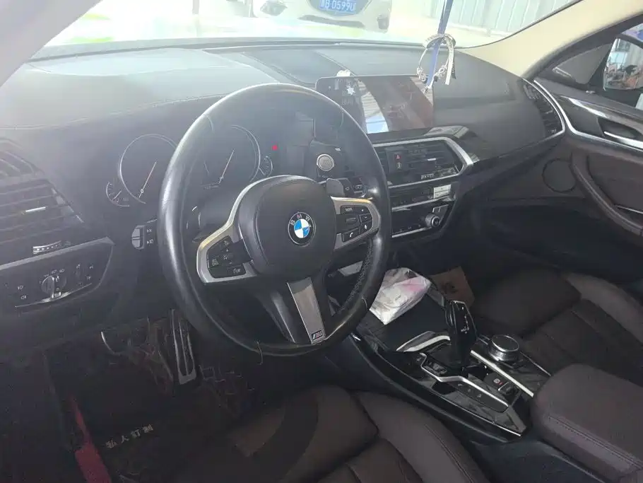 BMW X3 — миниатюра 12