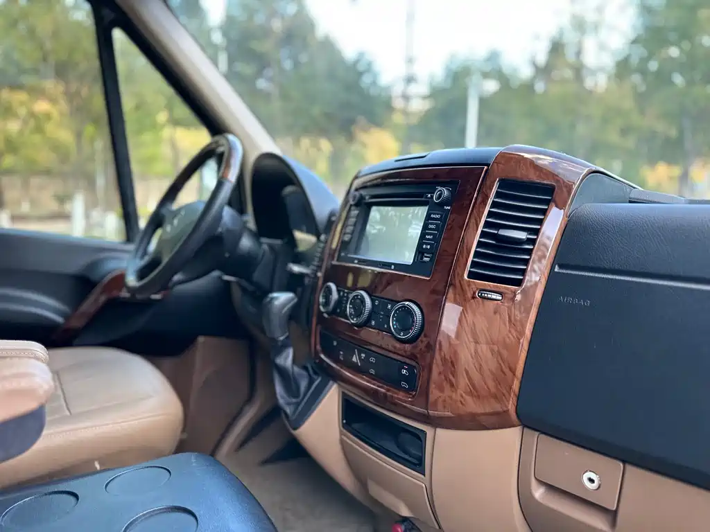 Mercedes-Benz Sprinter — миниатюра 25