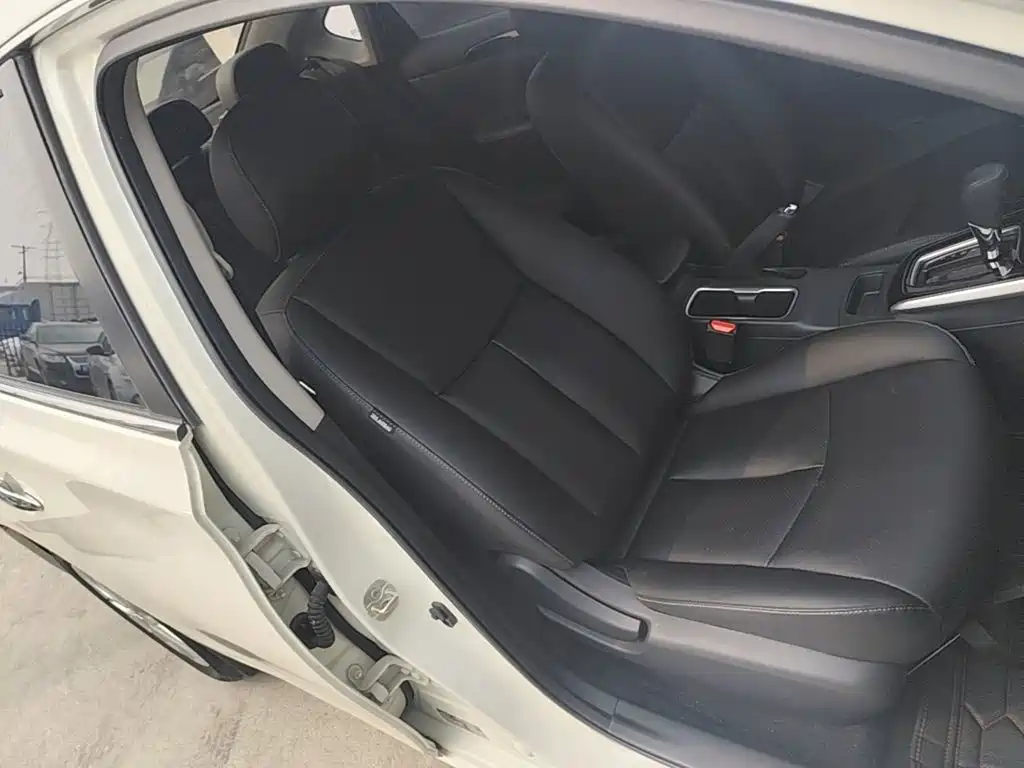 Nissan Sylphy — миниатюра 25