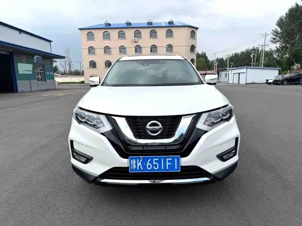 Nissan X-Trail — миниатюра 4