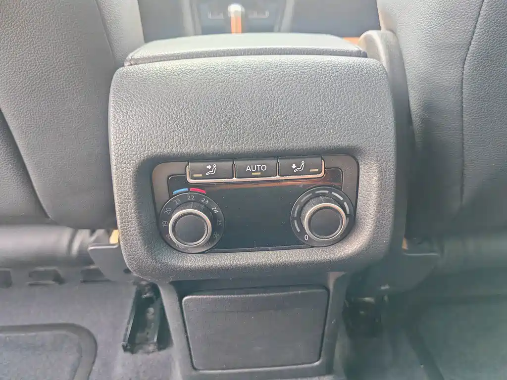 Volkswagen Sharan — миниатюра 17