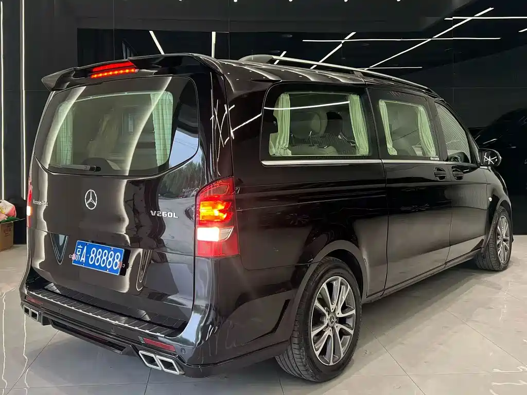Mercedes-Benz Vito — миниатюра 4