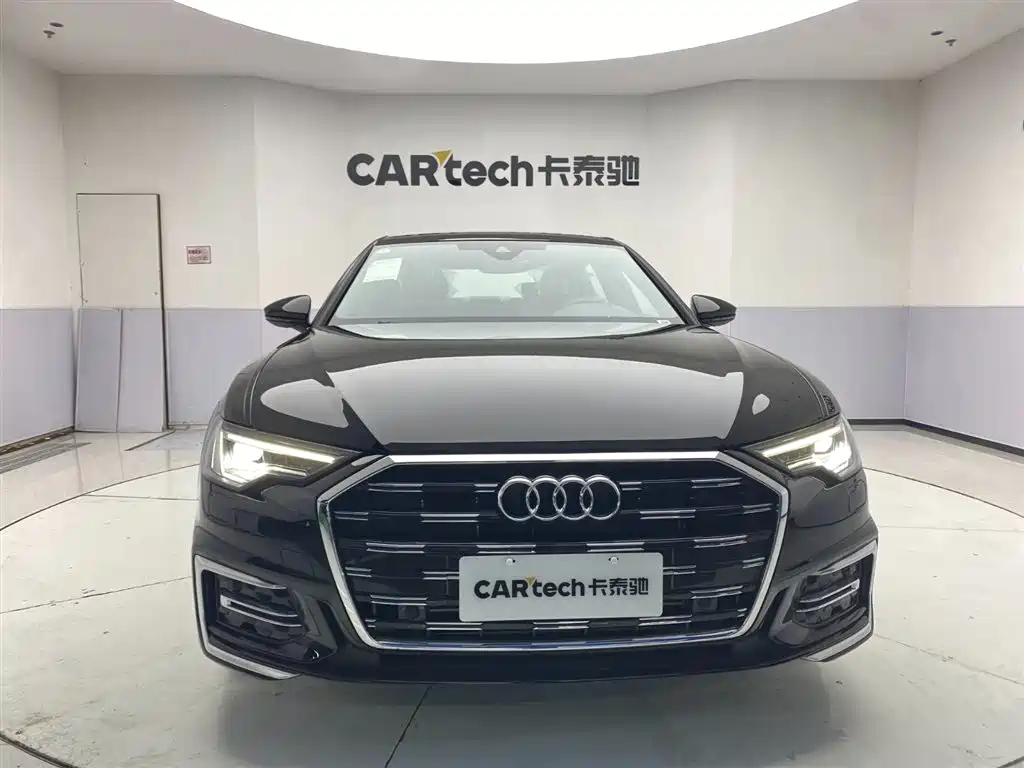 Audi A6L 2025 40 TFSI Luxury