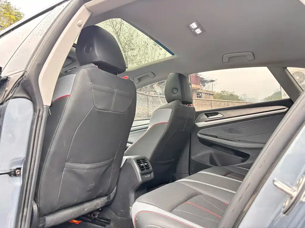 Volkswagen Lamando — миниатюра 6