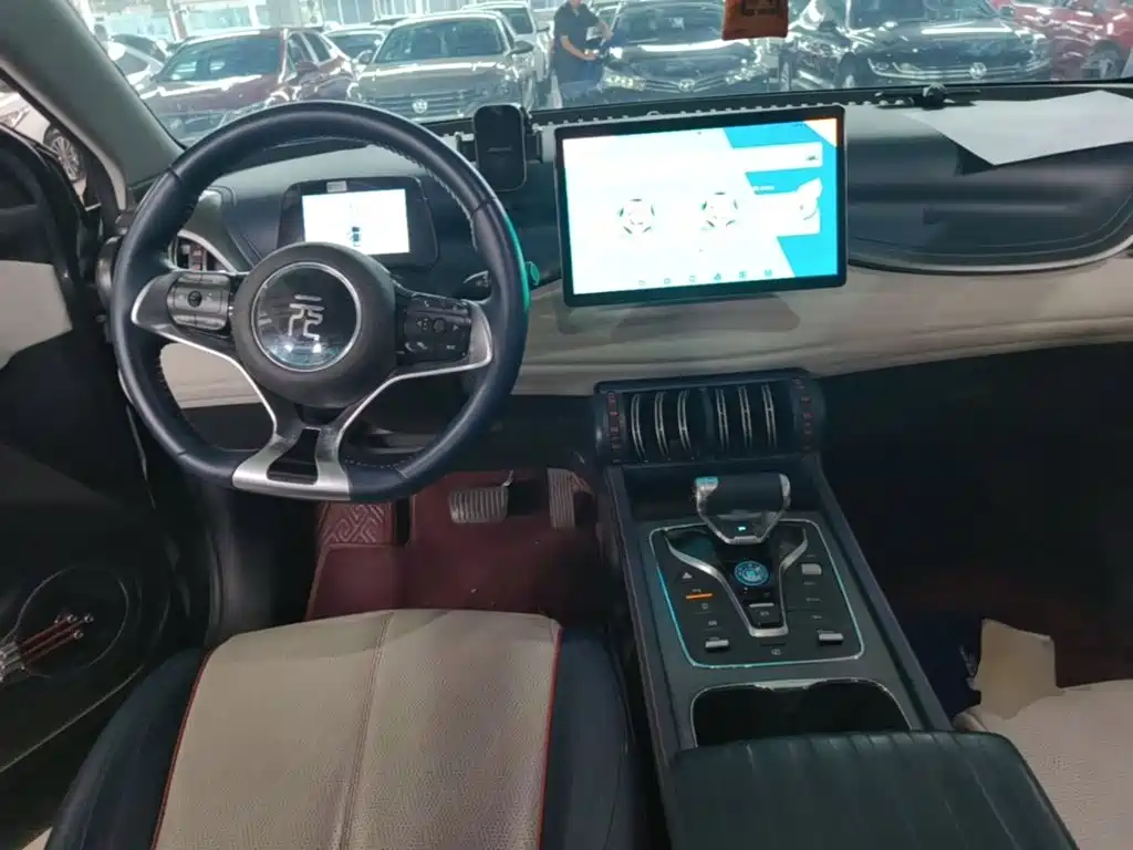 BYD Yuan Plus — миниатюра 10
