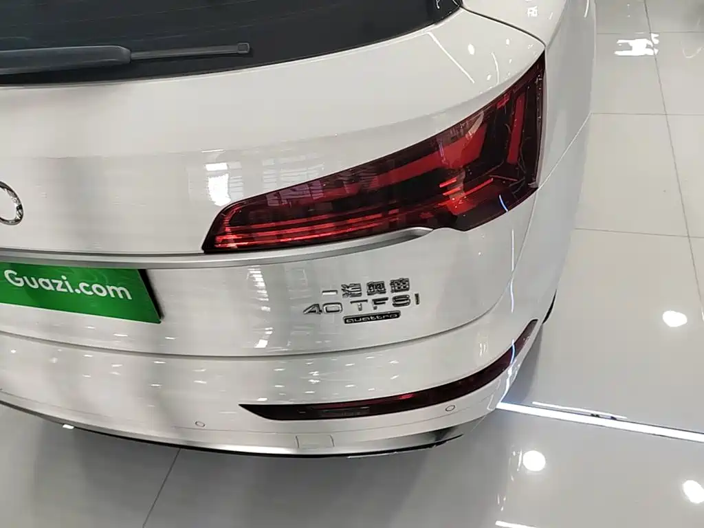 Audi Q5L — миниатюра 8