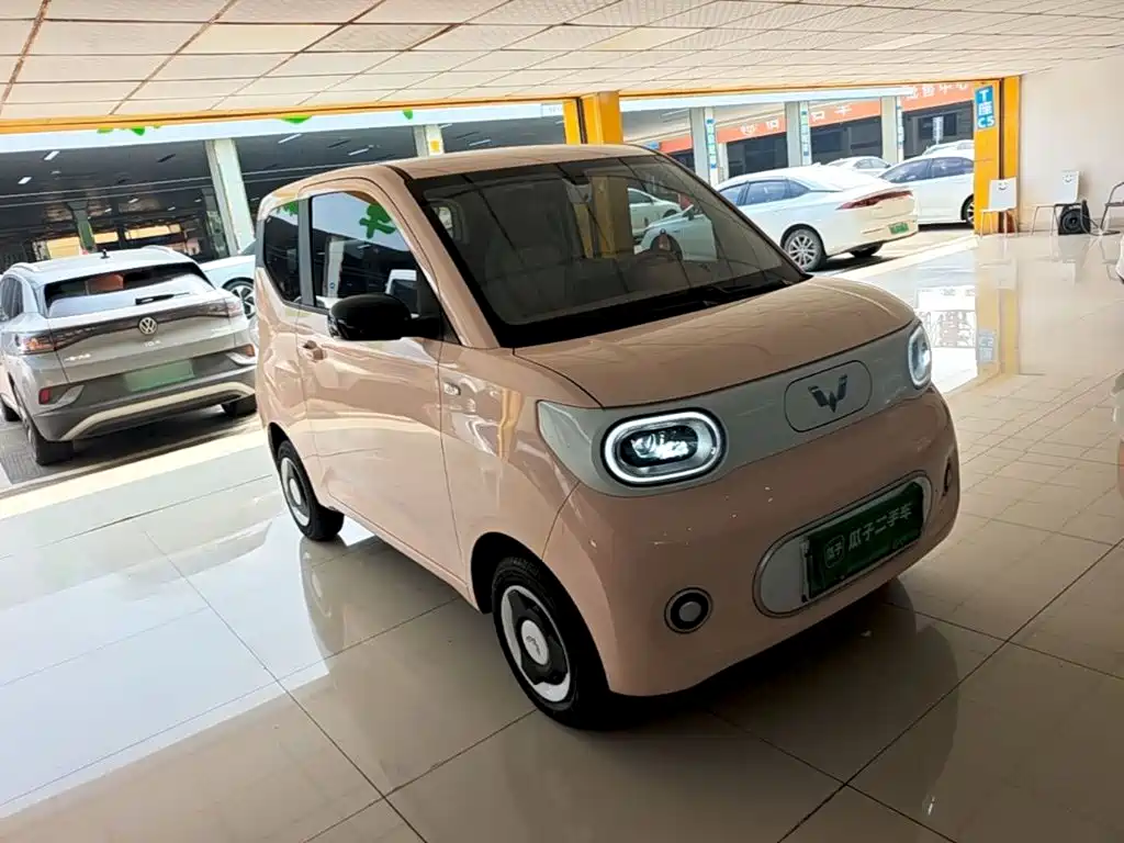 Wuling MINIEV — миниатюра 4