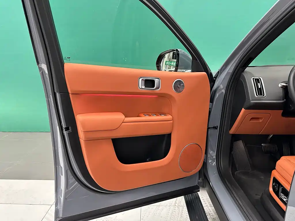 Li Auto Li L8 — миниатюра 15