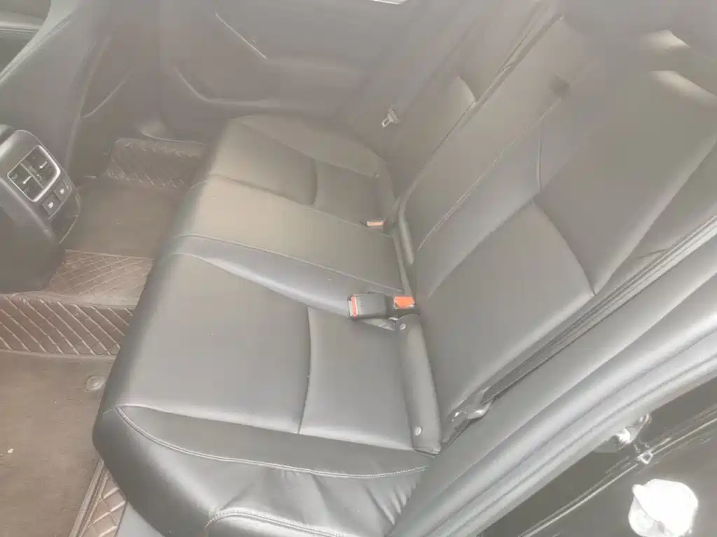 Honda Accord — миниатюра 17