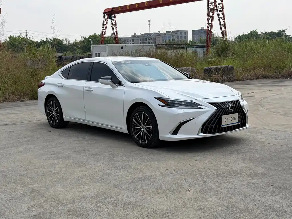 Lexus ES — миниатюра 3