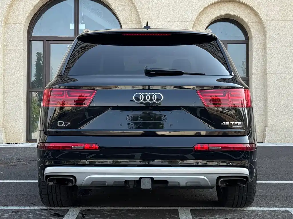 Audi Q7 — миниатюра 28