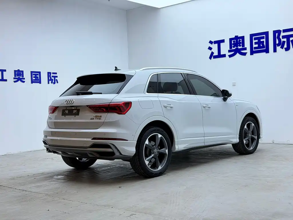 Audi Q3 — миниатюра 18