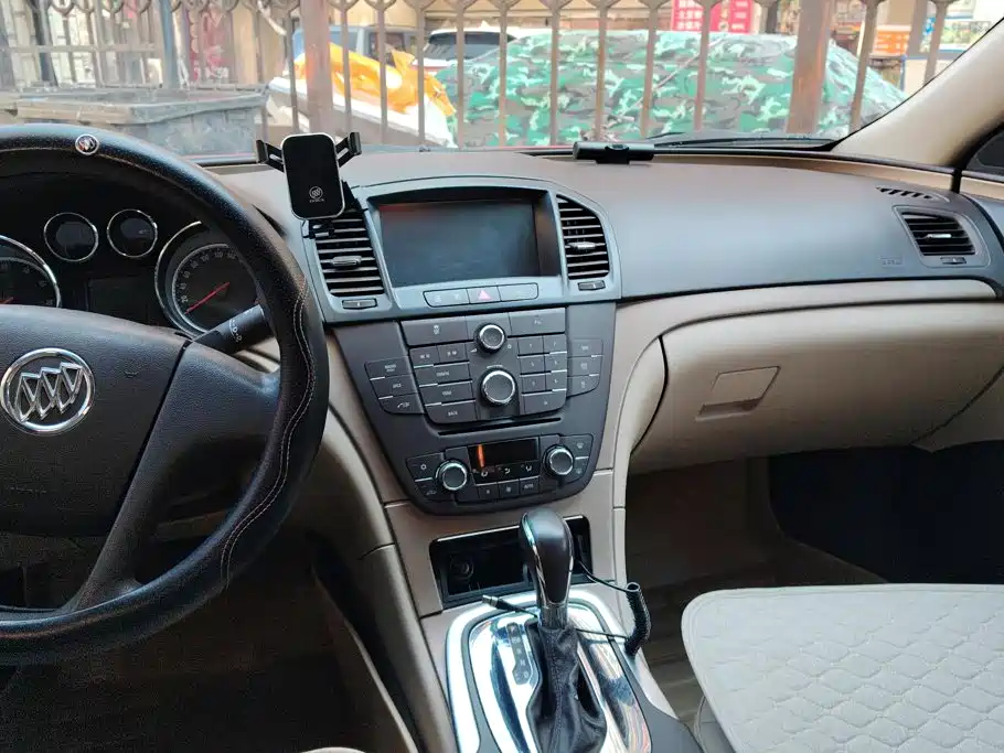 Buick Regal — миниатюра 13