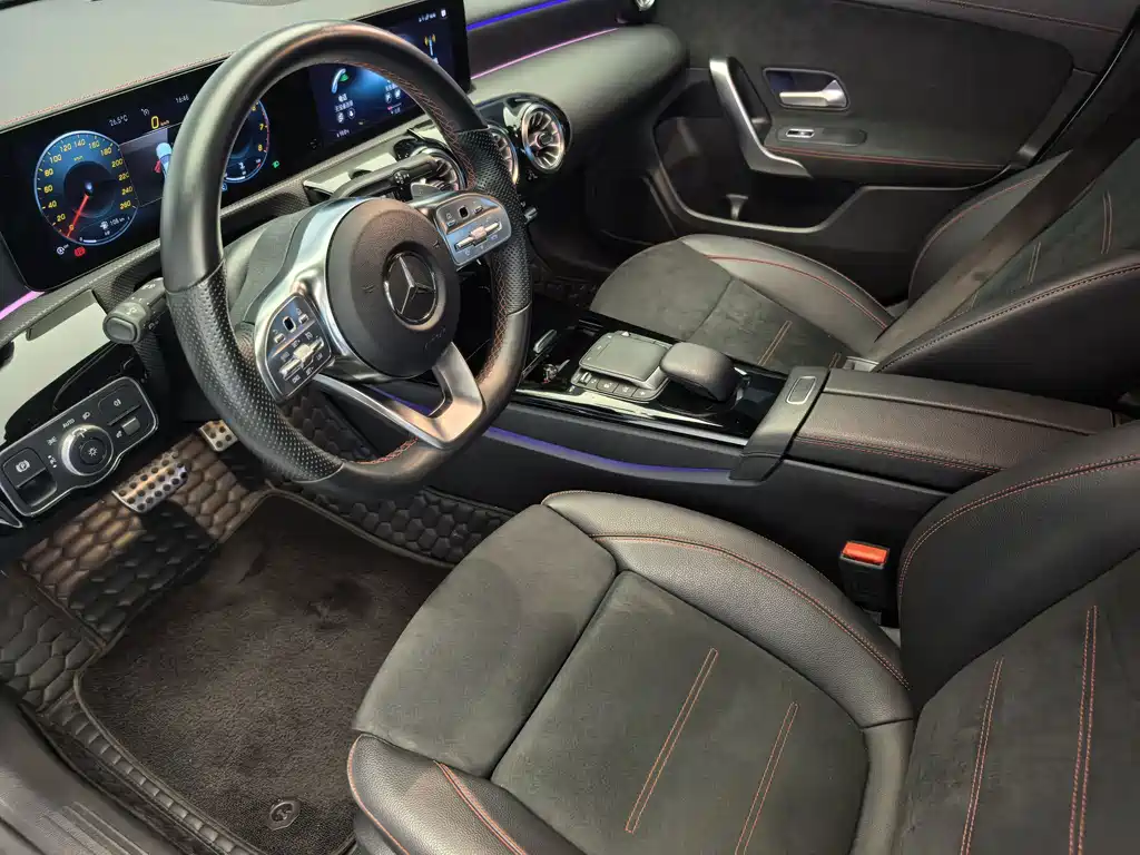 Mercedes-Benz CLA (Import) — миниатюра 14