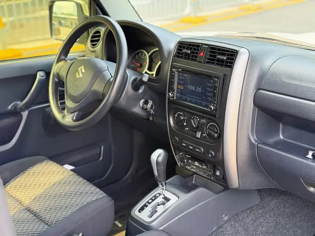 Suzuki Jimny — миниатюра 16